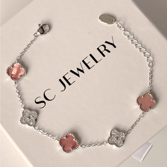 Petite Clover Bracelet Pink Mother of Pearl& Real Zircon Silver Tone Chain - Picture 3 of 11